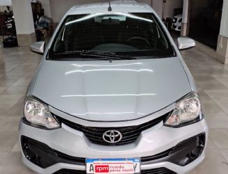 Toyota Etios Usado en Mendoza