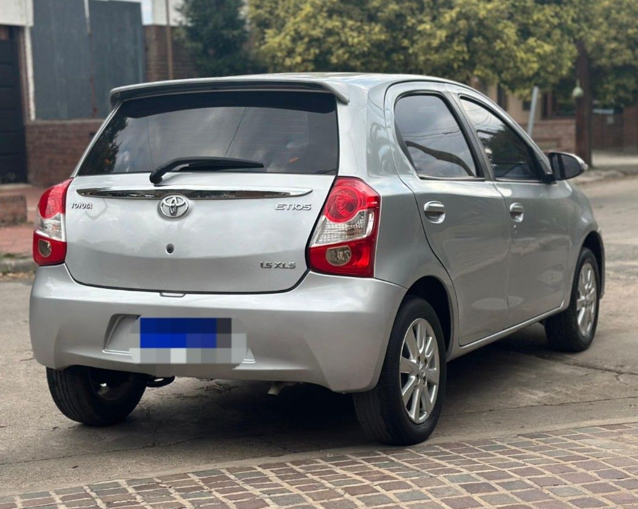 Toyota Etios Usado Financiado en Córdoba, deRuedas
