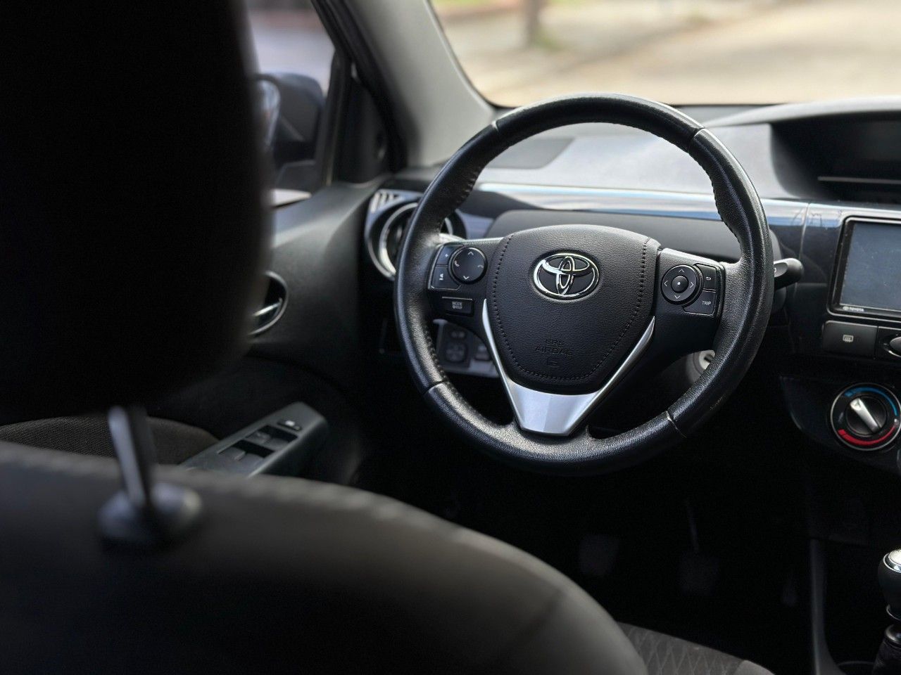 Toyota Etios Usado Financiado en Córdoba, deRuedas