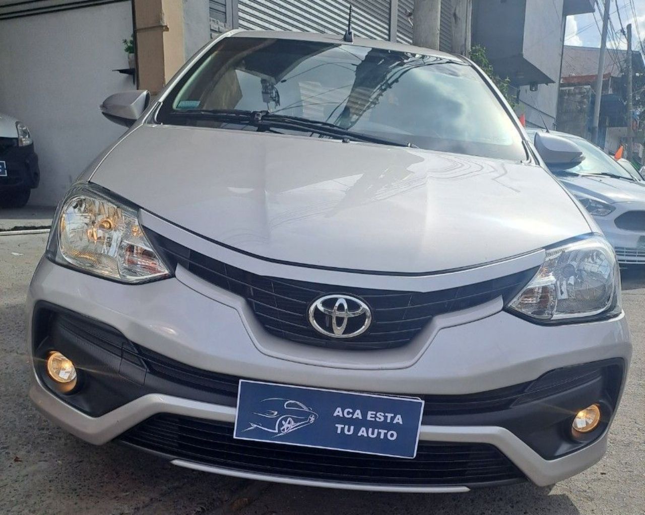 Toyota Etios Usado en Buenos Aires, deRuedas