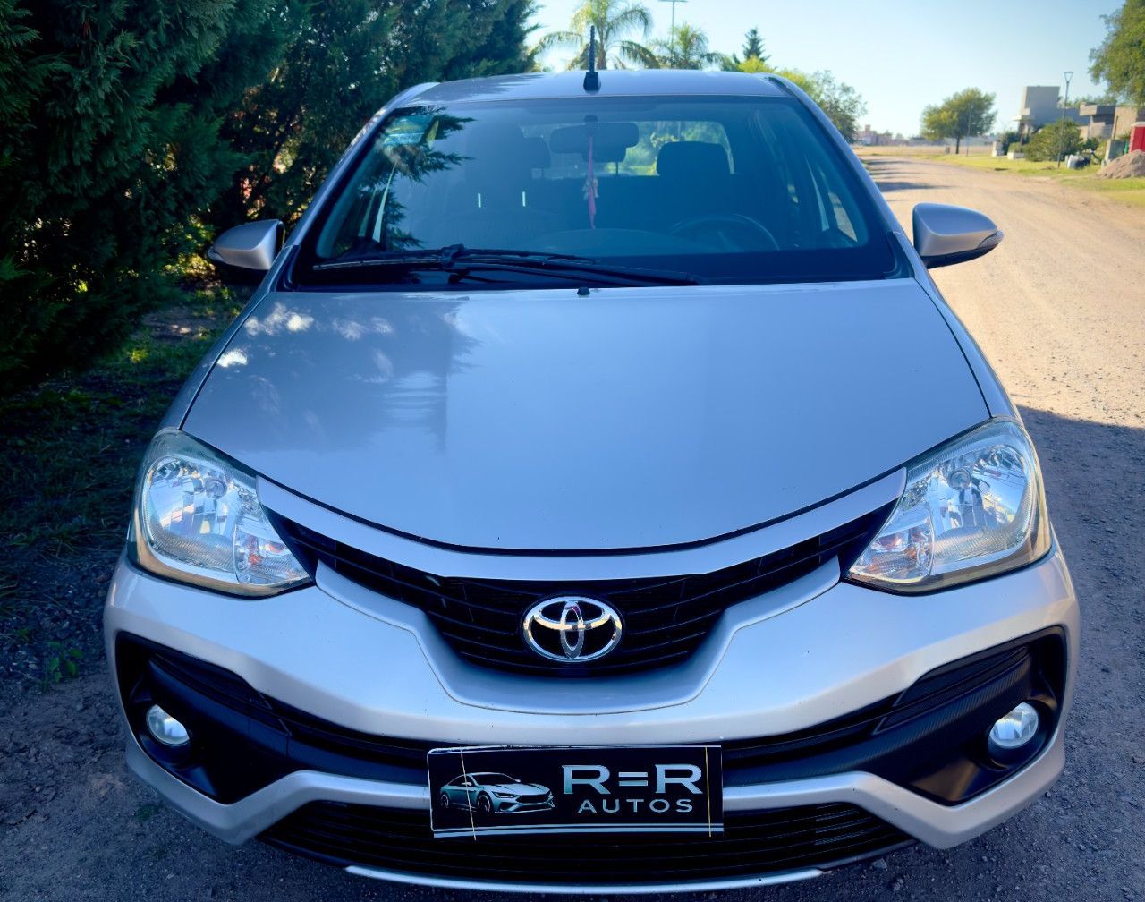 Toyota Etios Usado Financiado en Córdoba, deRuedas