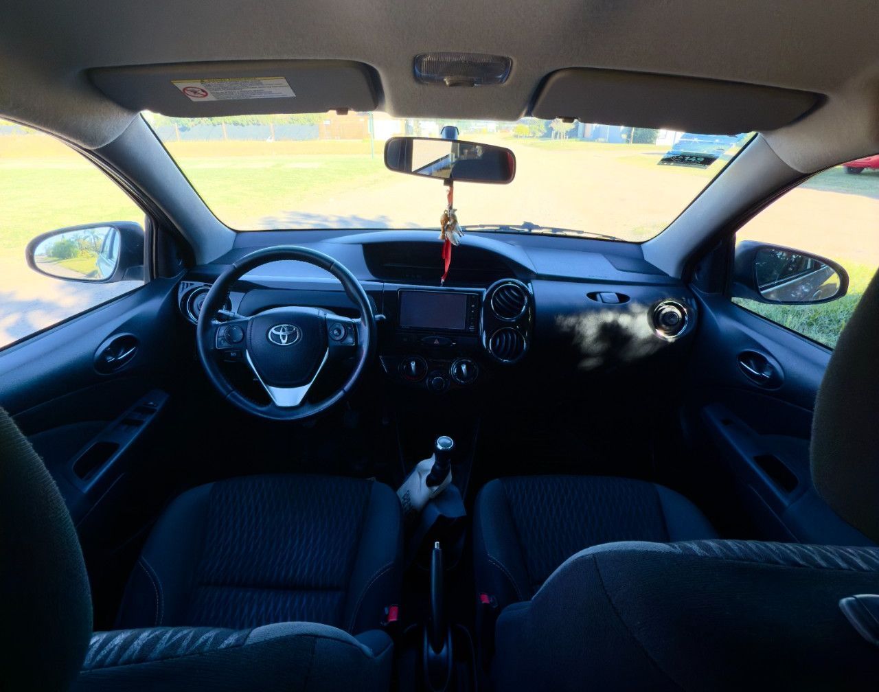 Toyota Etios Usado Financiado en Córdoba, deRuedas