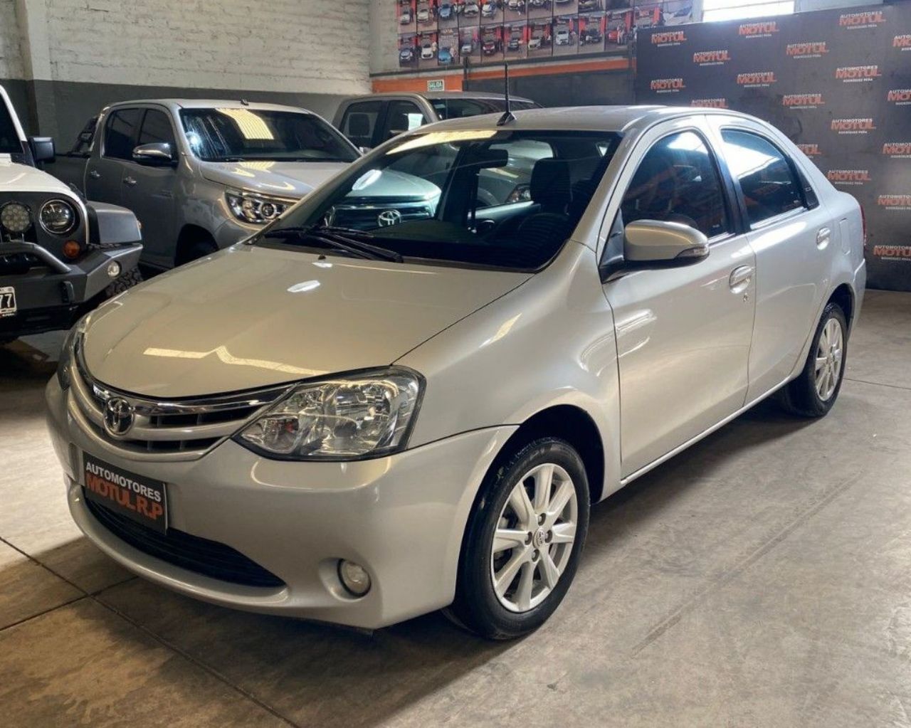 Toyota Etios Usado en Mendoza, deRuedas