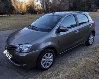 Toyota Etios Usado en Mendoza