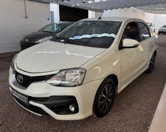 Toyota Etios Usado en Mendoza Financiado