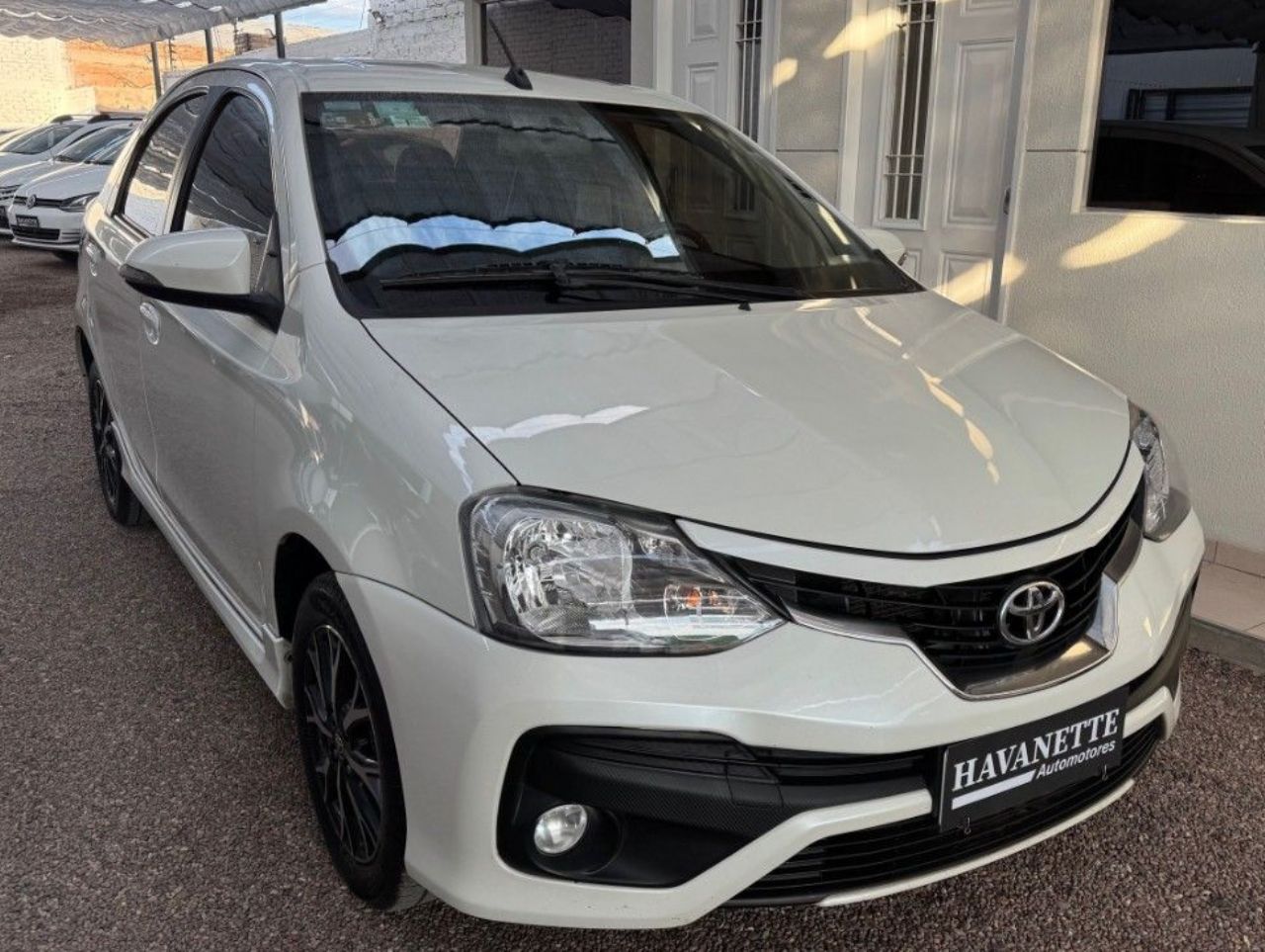 Toyota Etios Usado Financiado en Mendoza, deRuedas