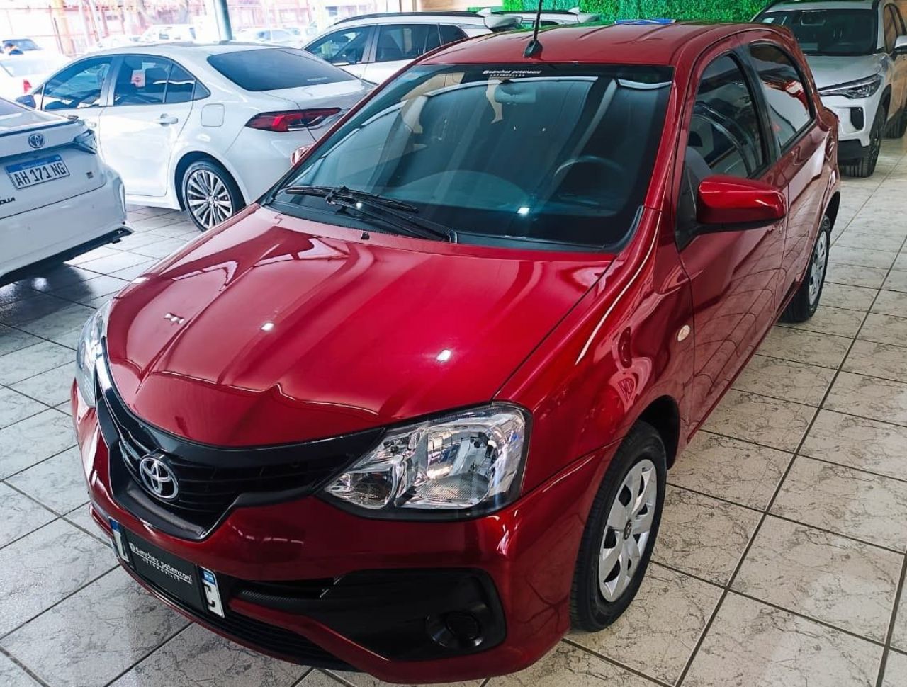 Toyota Etios Usado en Mendoza, deRuedas