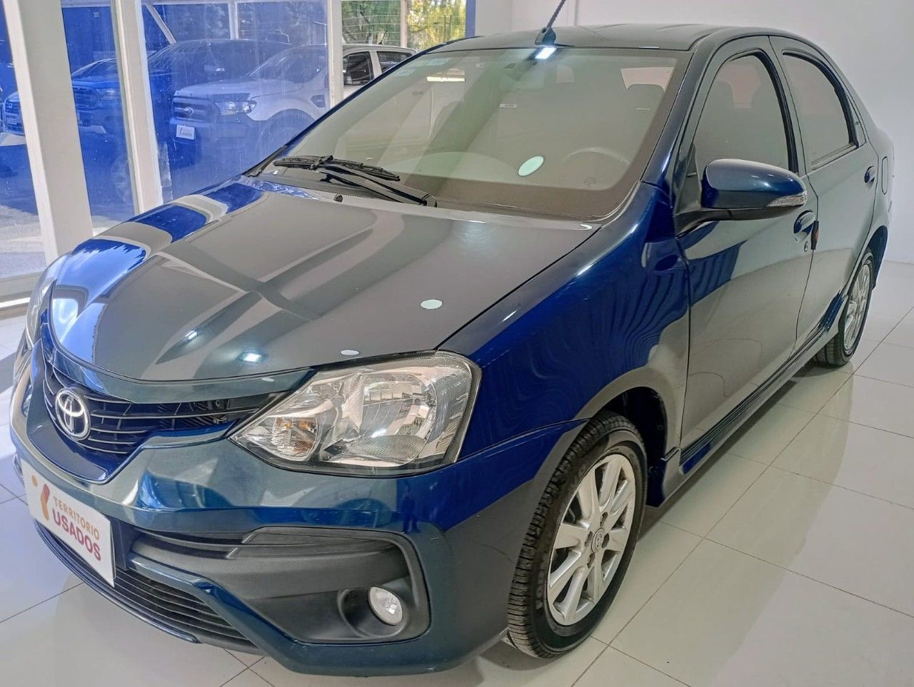 Toyota Etios Usado en Mendoza, deRuedas