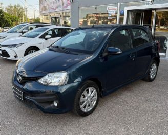 Toyota Etios Usado en Córdoba Financiado