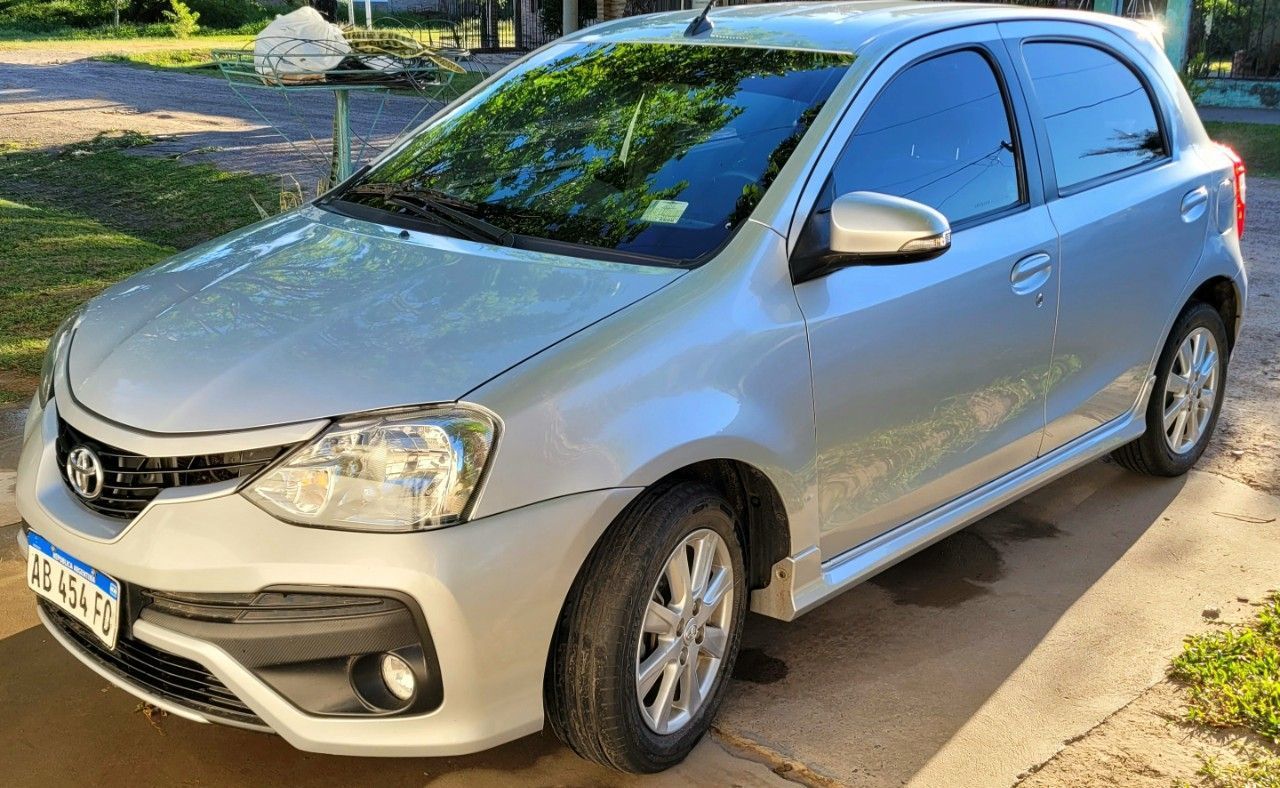 Toyota Etios Usado en Santa Fe, deRuedas