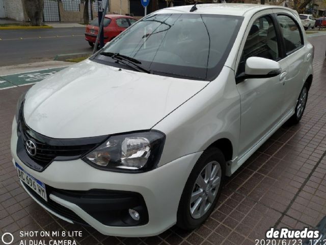 Toyota Etios Usado en Mendoza, deRuedas