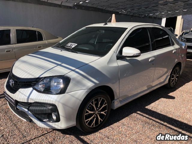 Toyota Etios Usado en Mendoza, deRuedas