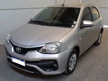 Toyota Etios Usado en Mendoza Financiado