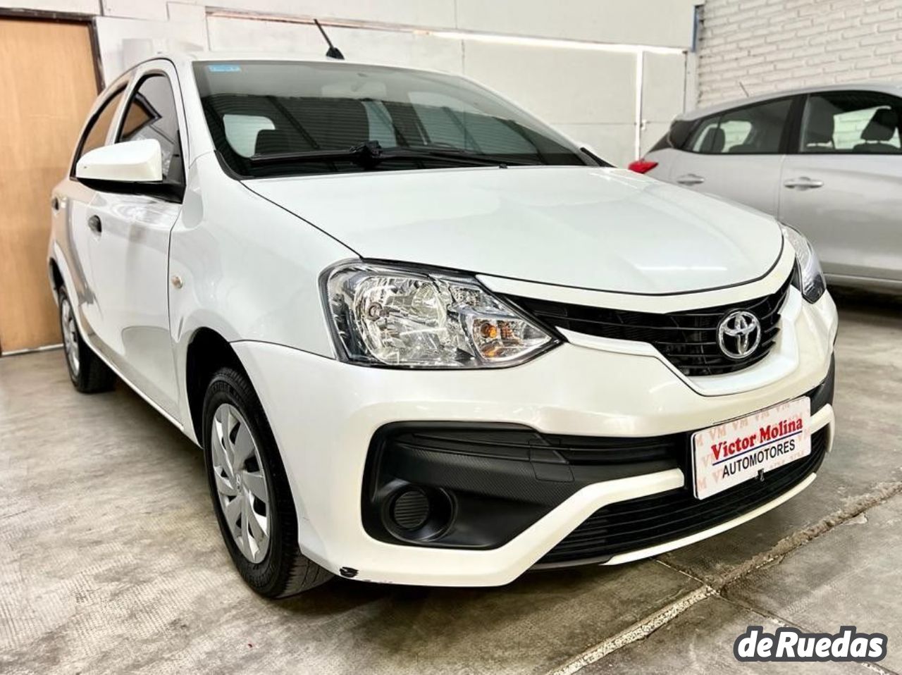 Toyota Etios Usado en San Juan, deRuedas