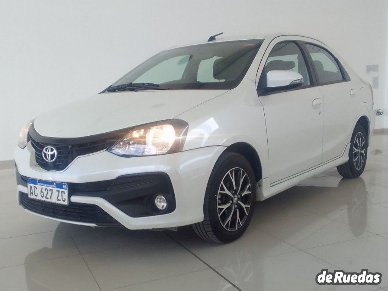 Toyota Etios Usado en Mendoza, deRuedas