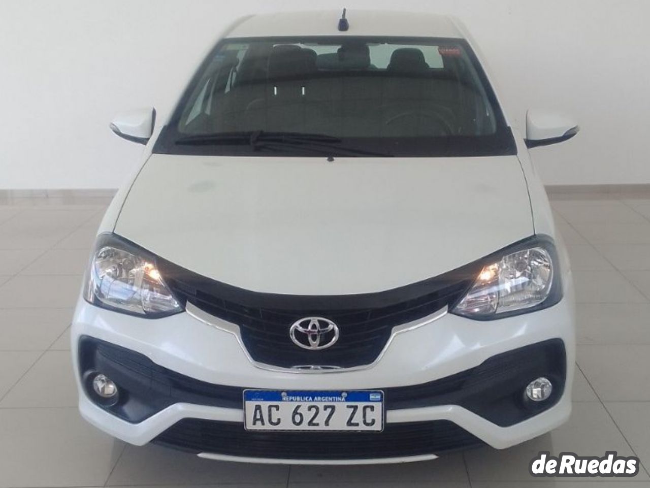 Toyota Etios Usado en Mendoza, deRuedas