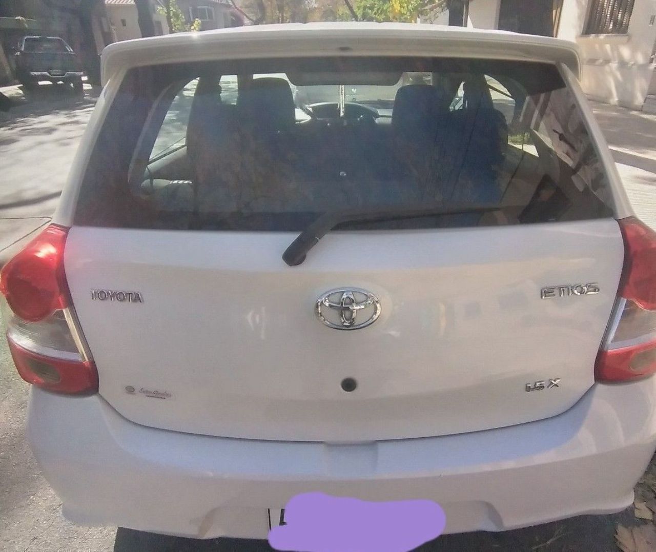 Toyota Etios Usado en Mendoza, deRuedas