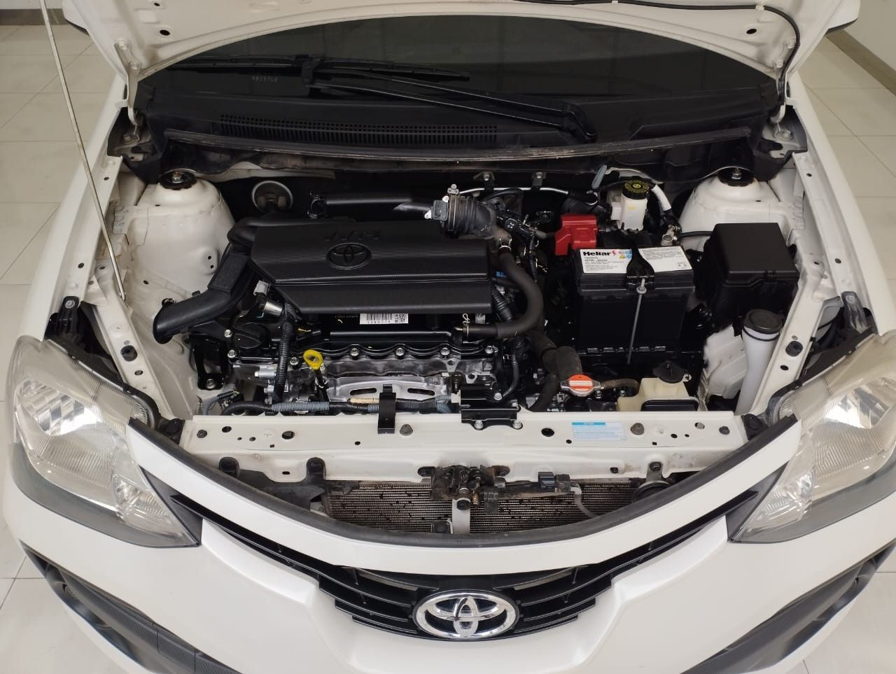Toyota Etios Usado en Mendoza, deRuedas