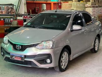Toyota Etios Usado en San Juan Financiado
