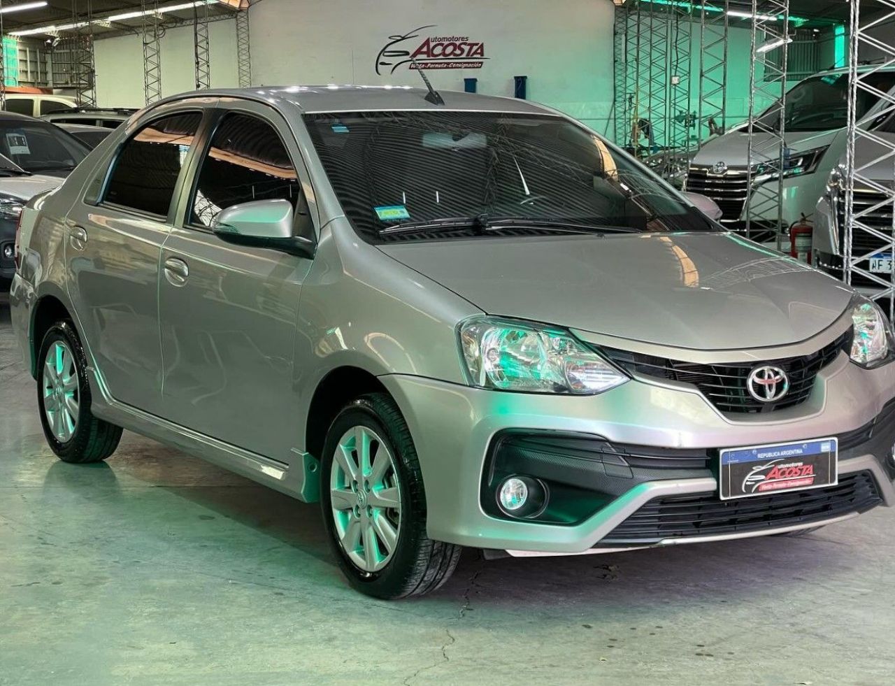 Toyota Etios Usado en San Juan, deRuedas
