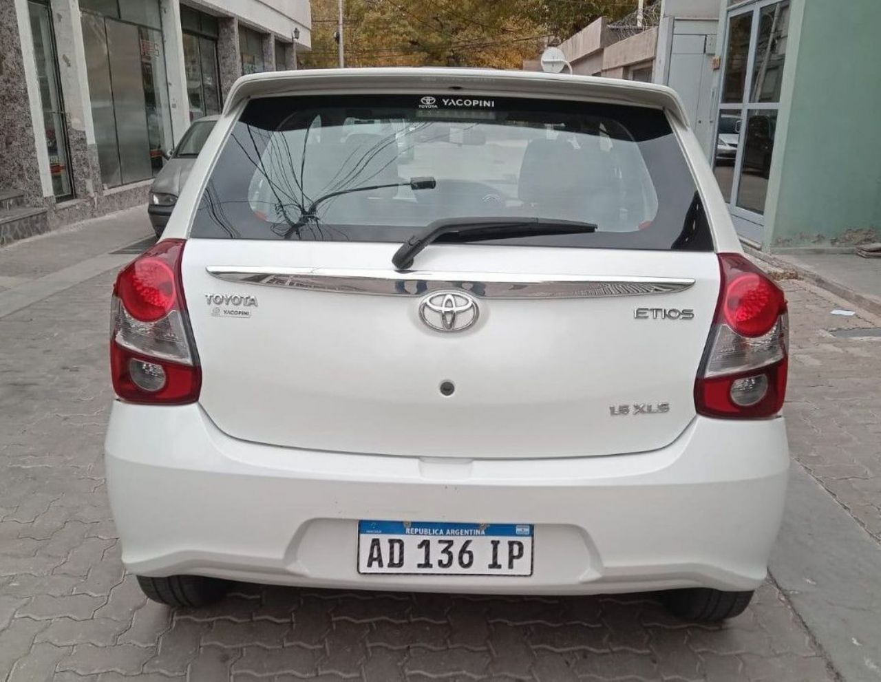 Toyota Etios Usado en Mendoza, deRuedas