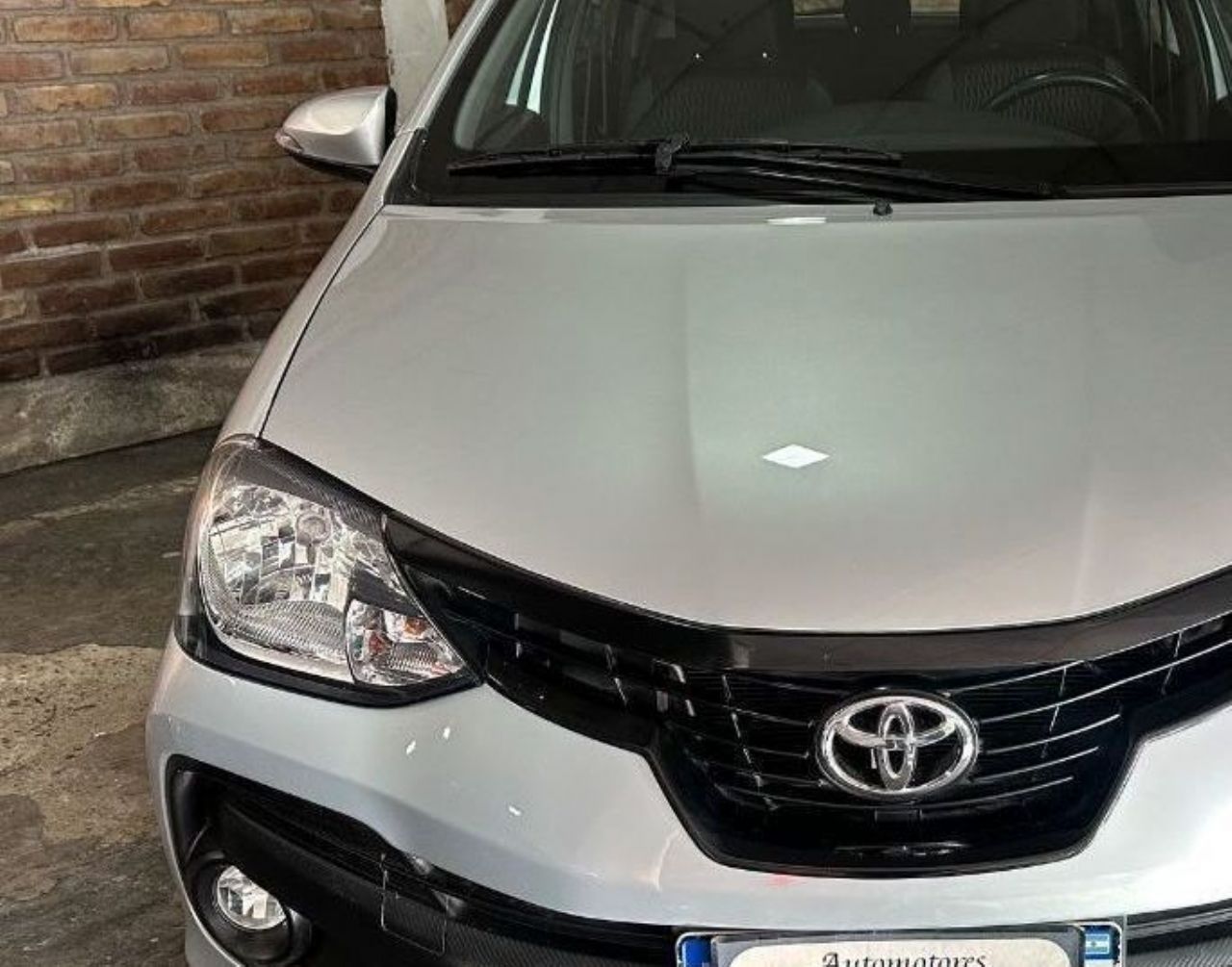 Toyota Etios Usado en Mendoza, deRuedas