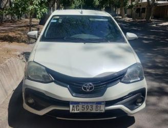 Toyota Etios Usado en Mendoza