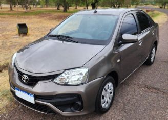 Toyota Etios Usado en Mendoza