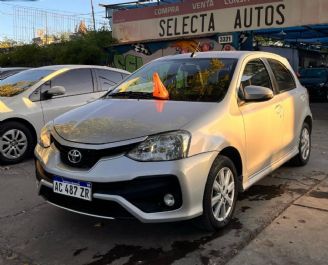 Toyota Etios Usado en Mendoza
