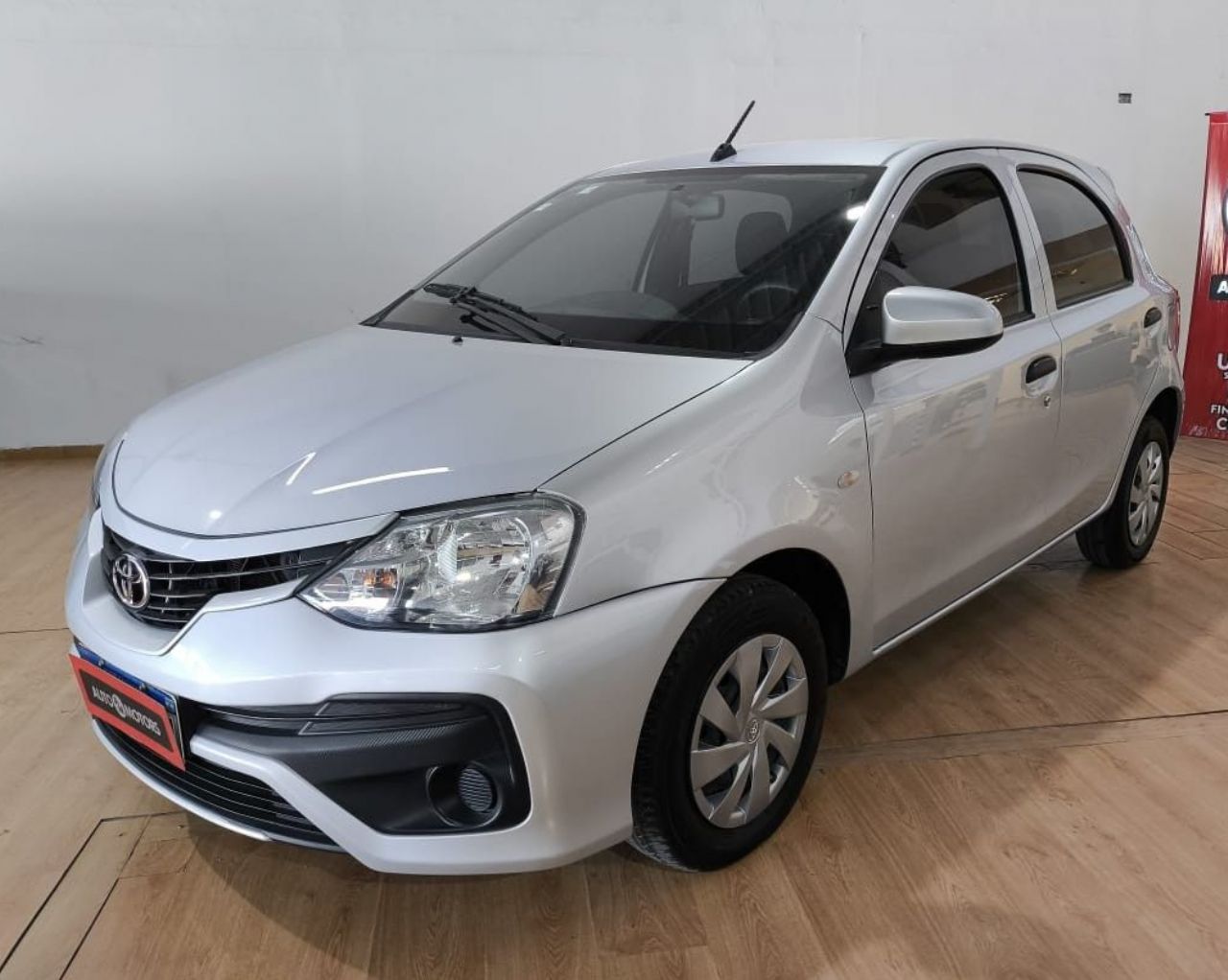Toyota Etios Usado Financiado en Córdoba, deRuedas