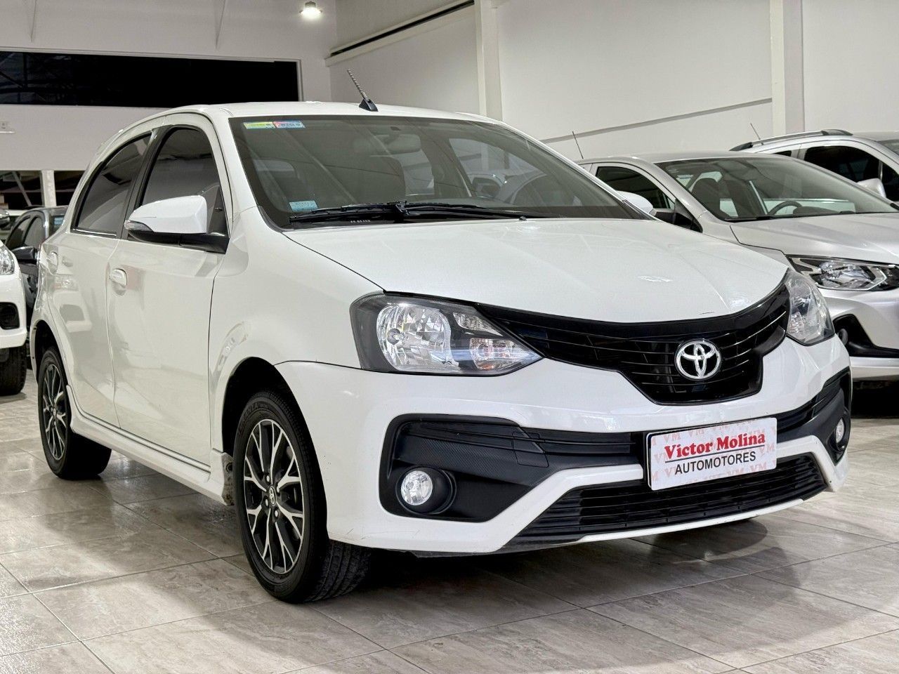 Toyota Etios Usado Financiado en San Juan, deRuedas