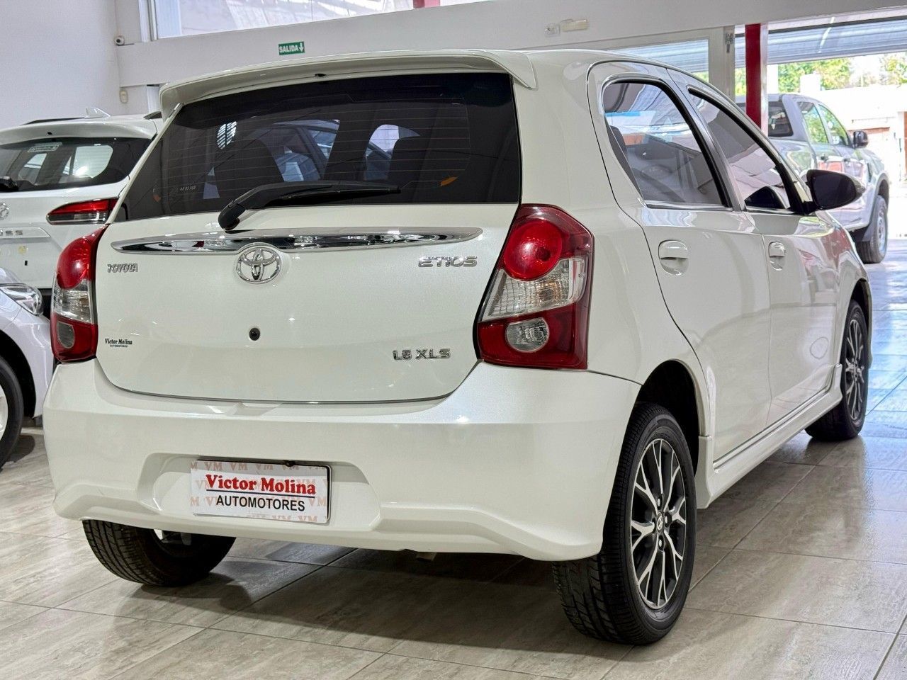 Toyota Etios Usado Financiado en San Juan, deRuedas