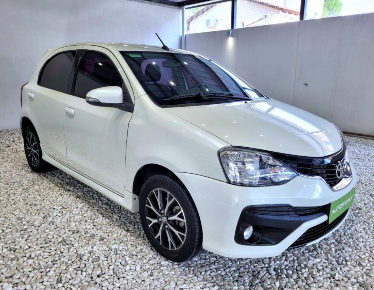 Toyota Etios Usado Financiado en Córdoba, deRuedas