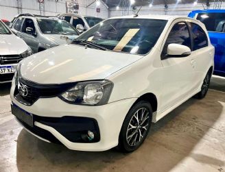 Toyota Etios Usado en Mendoza Financiado