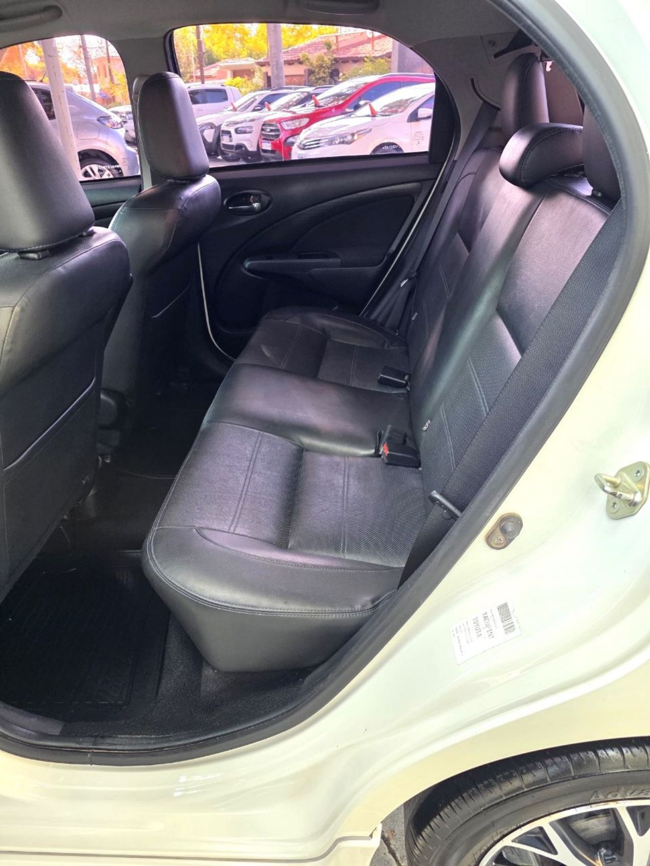 Toyota Etios Usado en Mendoza, deRuedas
