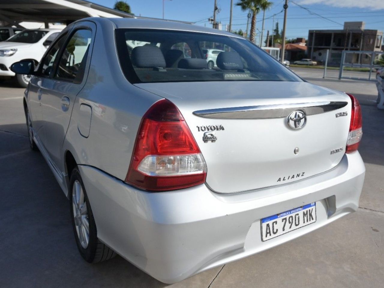 Toyota Etios Usado en San Luis, deRuedas