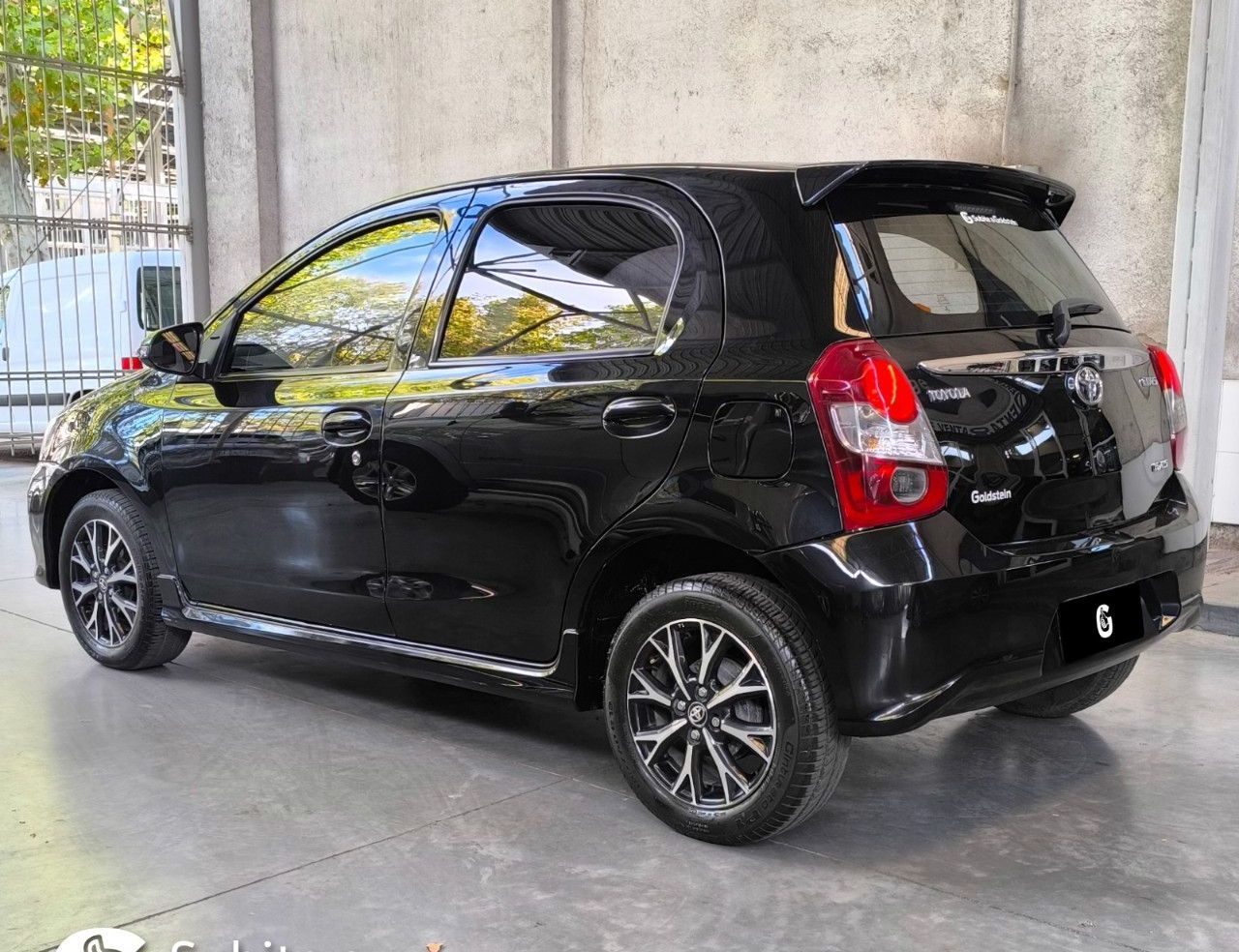 Toyota Etios Usado en Mendoza, deRuedas