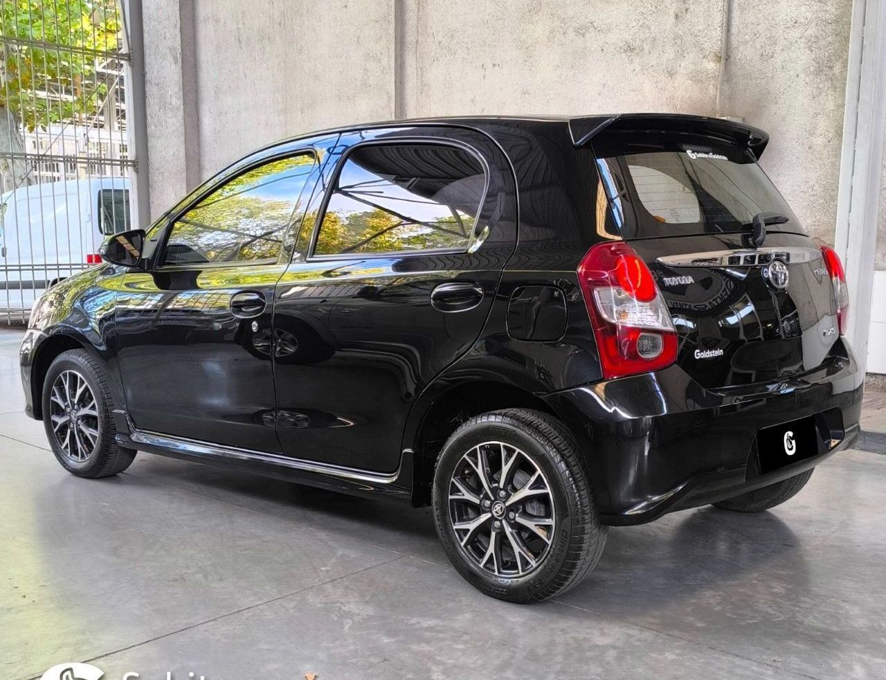 Toyota Etios Usado en Mendoza, deRuedas