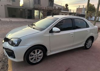 Toyota Etios Usado en Mendoza Financiado