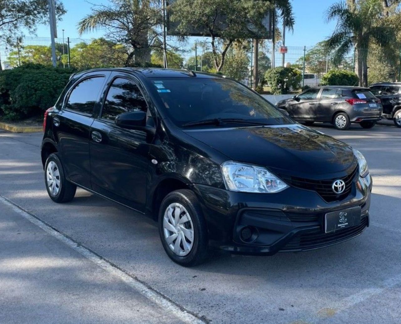 Toyota Etios Usado Financiado en Córdoba, deRuedas
