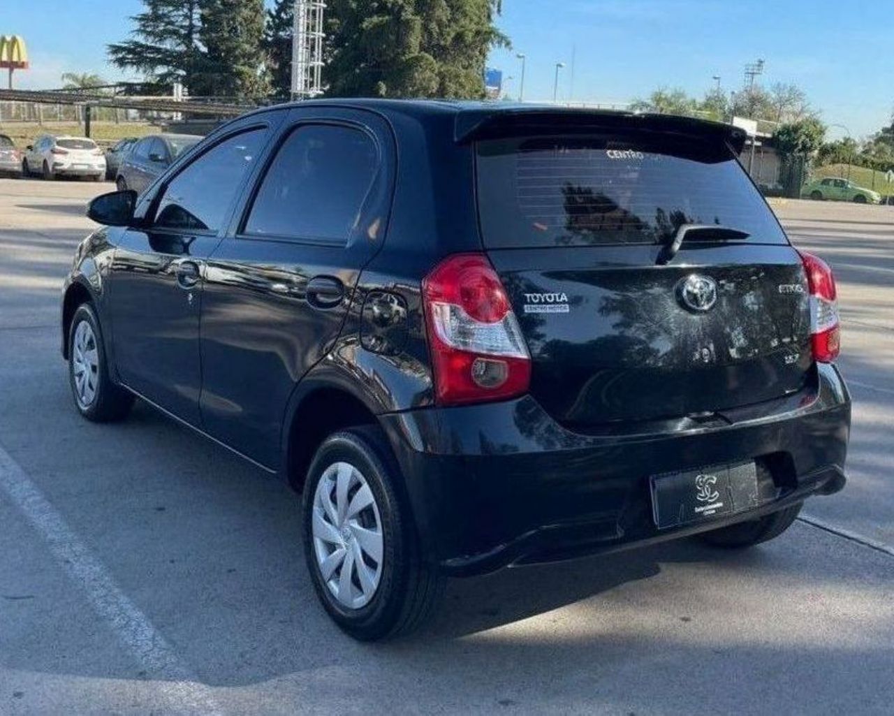 Toyota Etios Usado Financiado en Córdoba, deRuedas