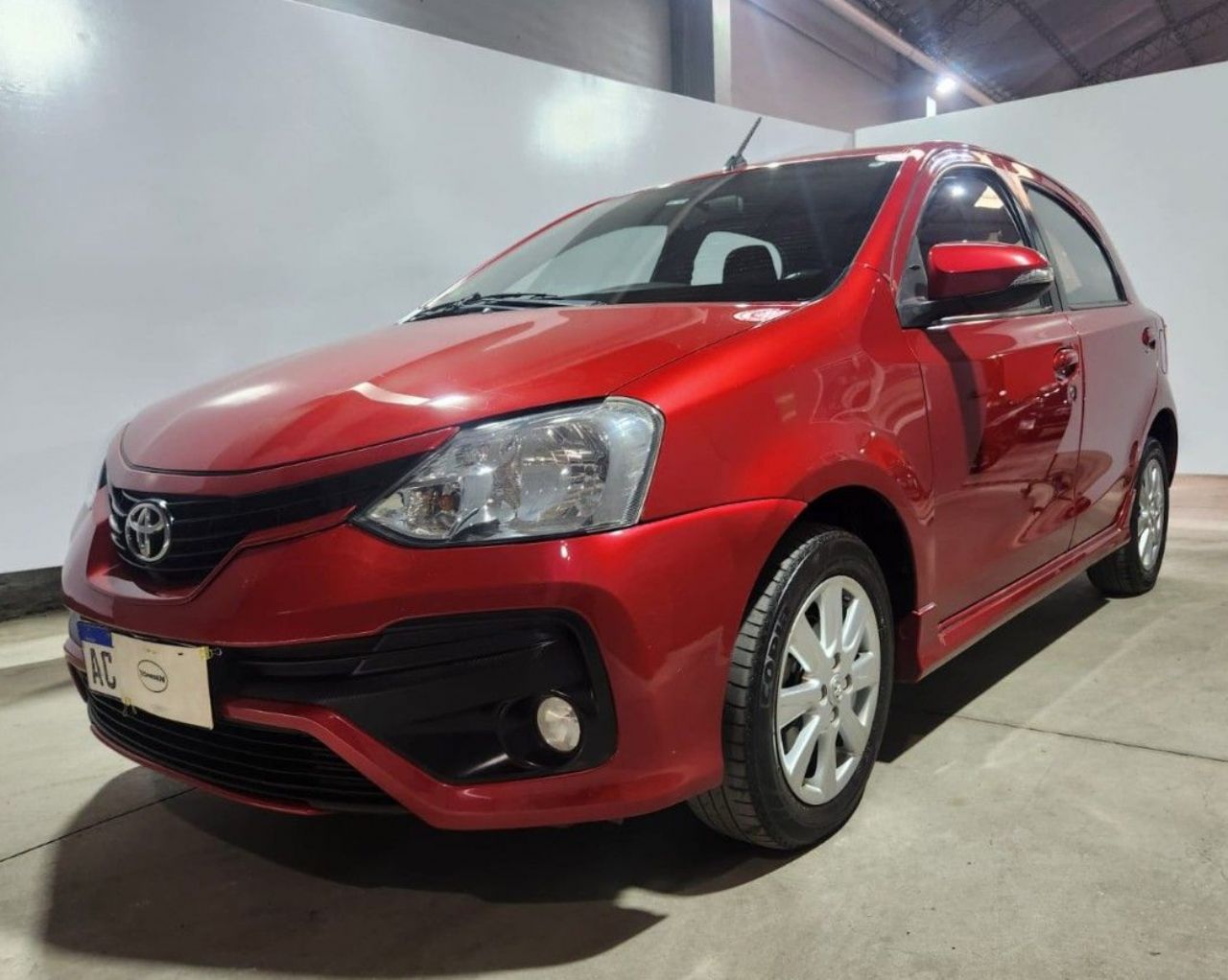 Toyota Etios Usado en Mendoza, deRuedas