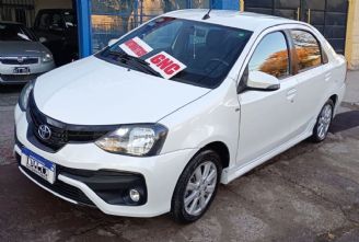 Toyota Etios Usado en Mendoza Financiado