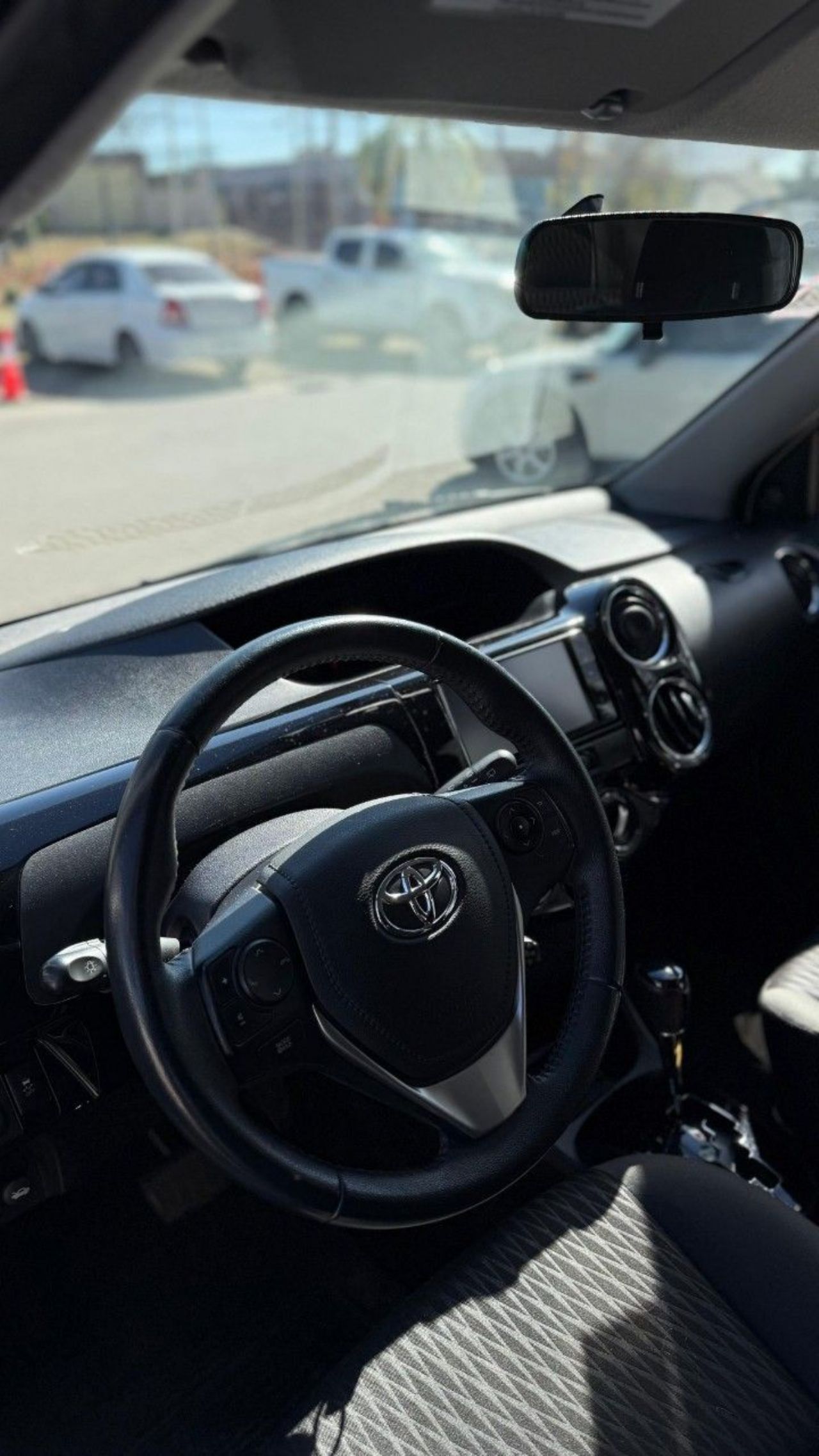 Toyota Etios Usado Financiado en Córdoba, deRuedas