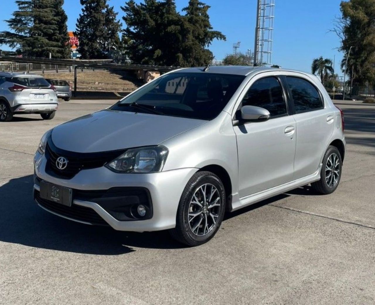 Toyota Etios Usado Financiado en Córdoba, deRuedas