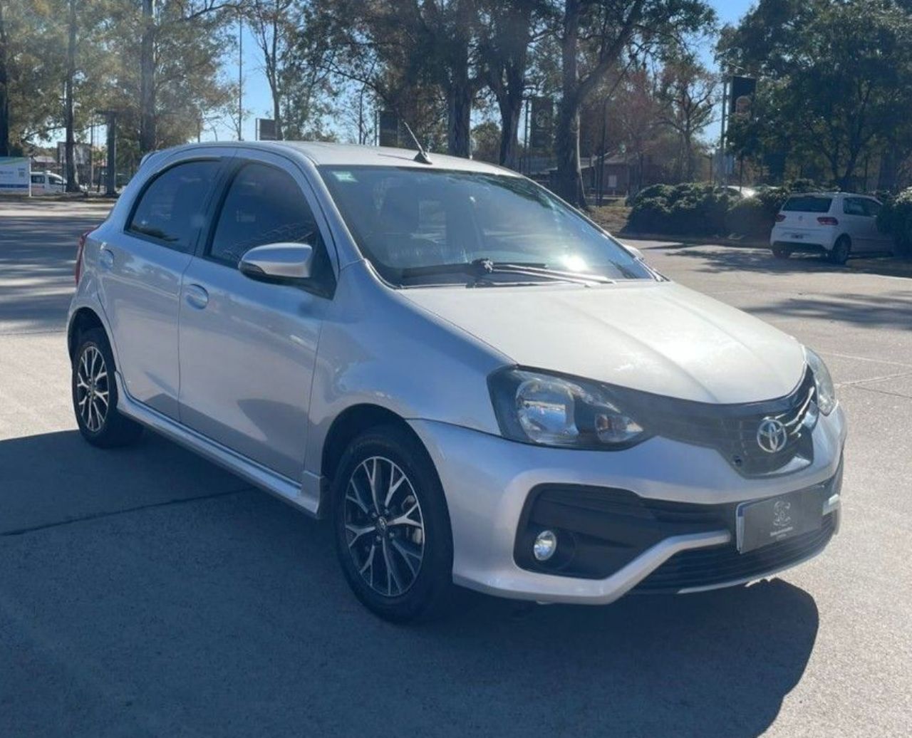 Toyota Etios Usado Financiado en Córdoba, deRuedas