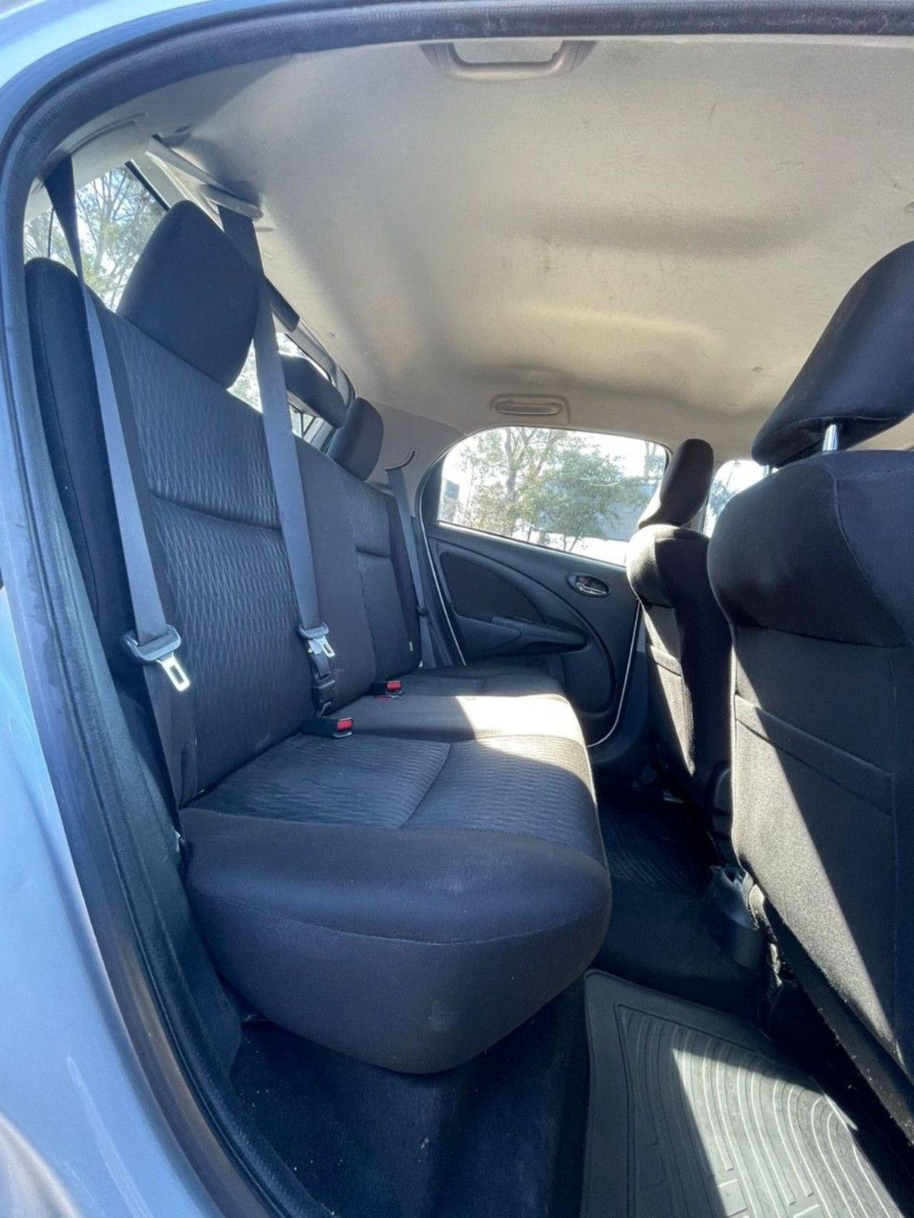 Toyota Etios Usado Financiado en Córdoba, deRuedas