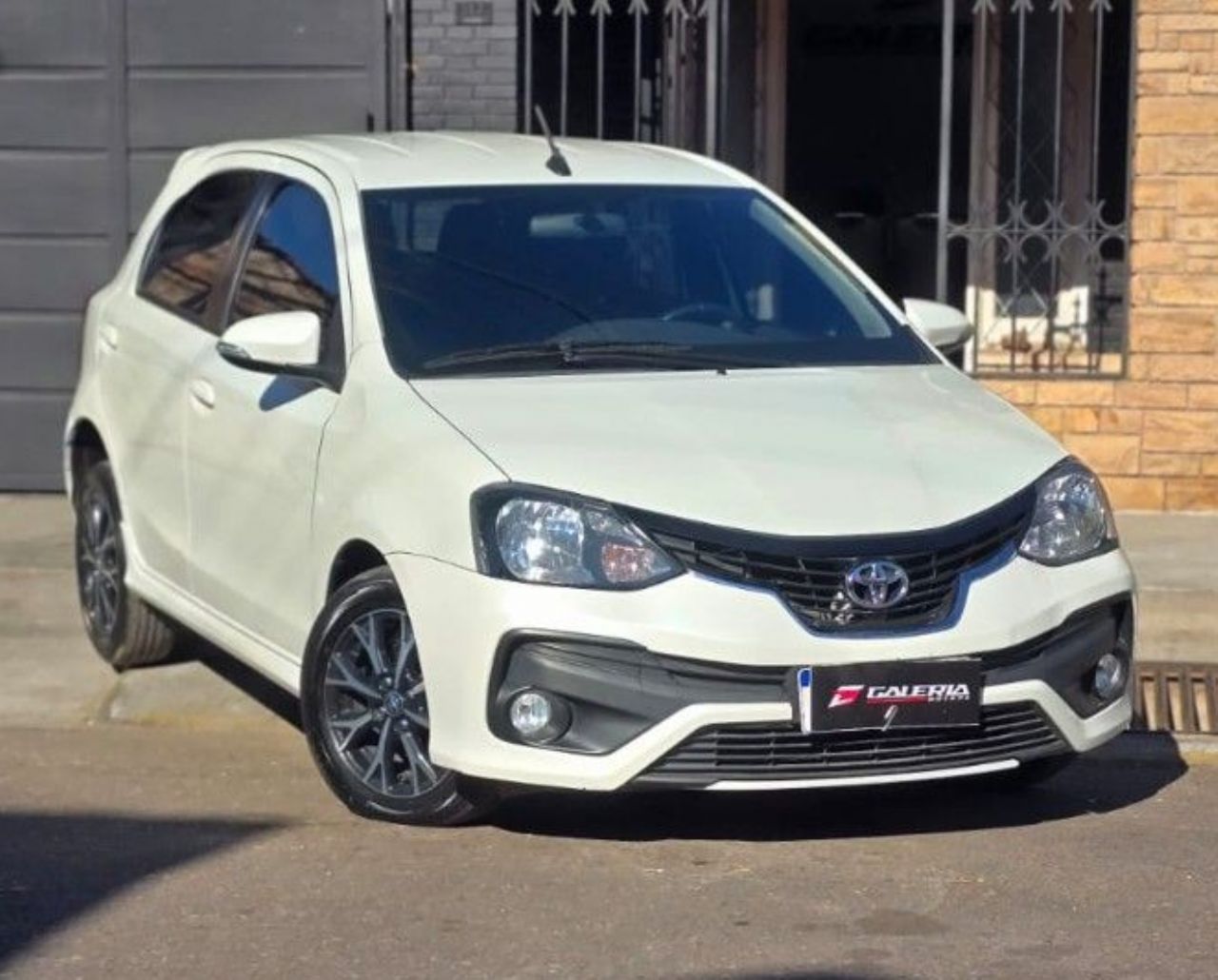 Toyota Etios Usado en Mendoza, deRuedas
