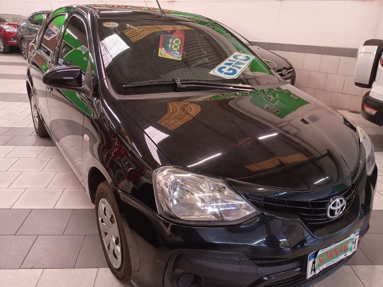 Toyota Etios Usado Financiado en Córdoba, deRuedas