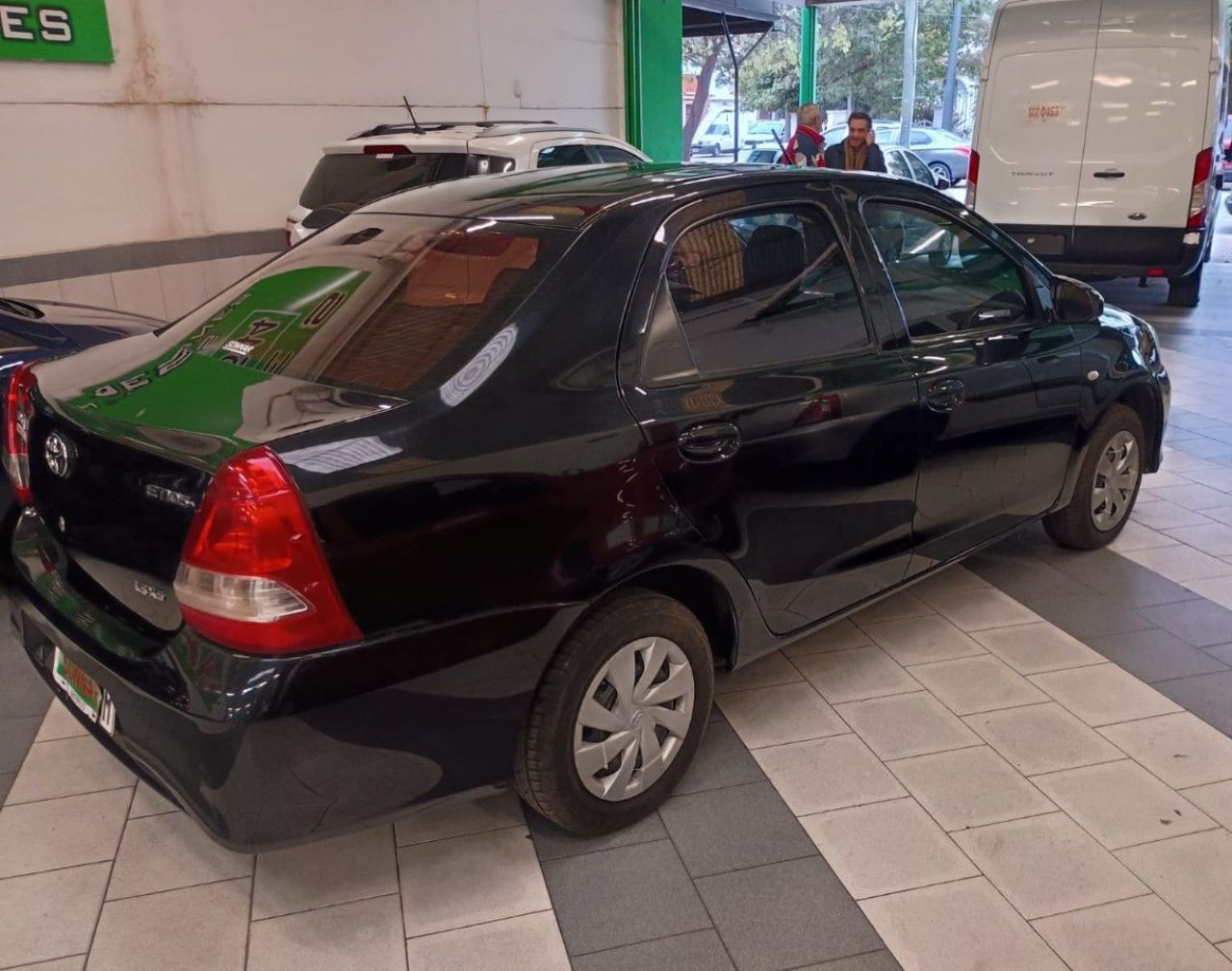 Toyota Etios Usado Financiado en Córdoba, deRuedas
